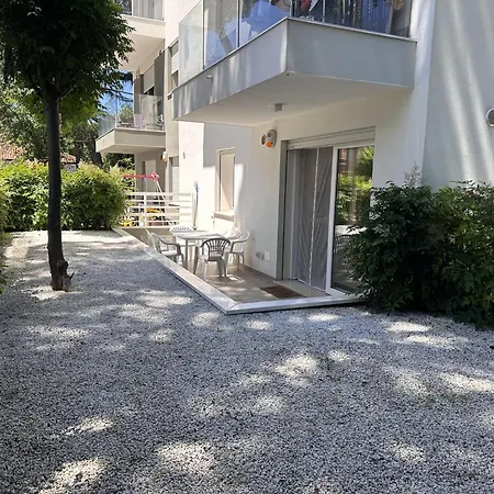Apartment The Family Nest Rimini With Garden - Il Lupo Affitta Rimini